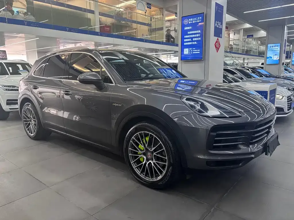 Porsche Cayenne Hybrid — фото 2