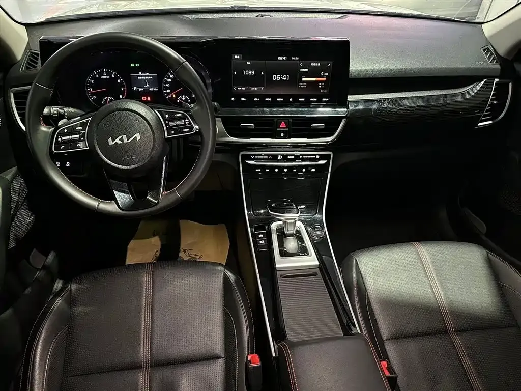 Kia KX3 2023 из CN, фото 10