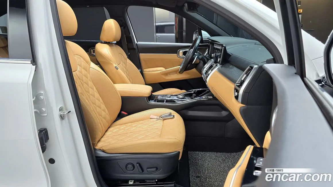 Kia Sorento — фото 7