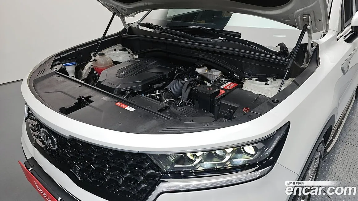 Kia Sorento — фото 9