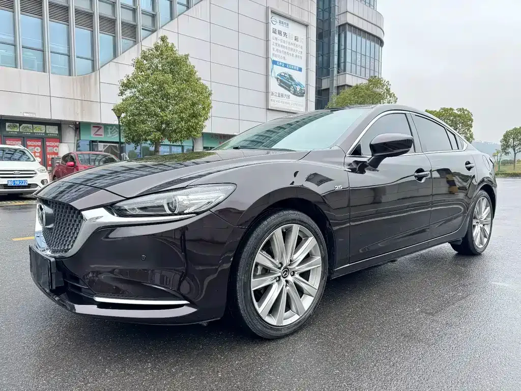 Mazda Atenza — фото 1