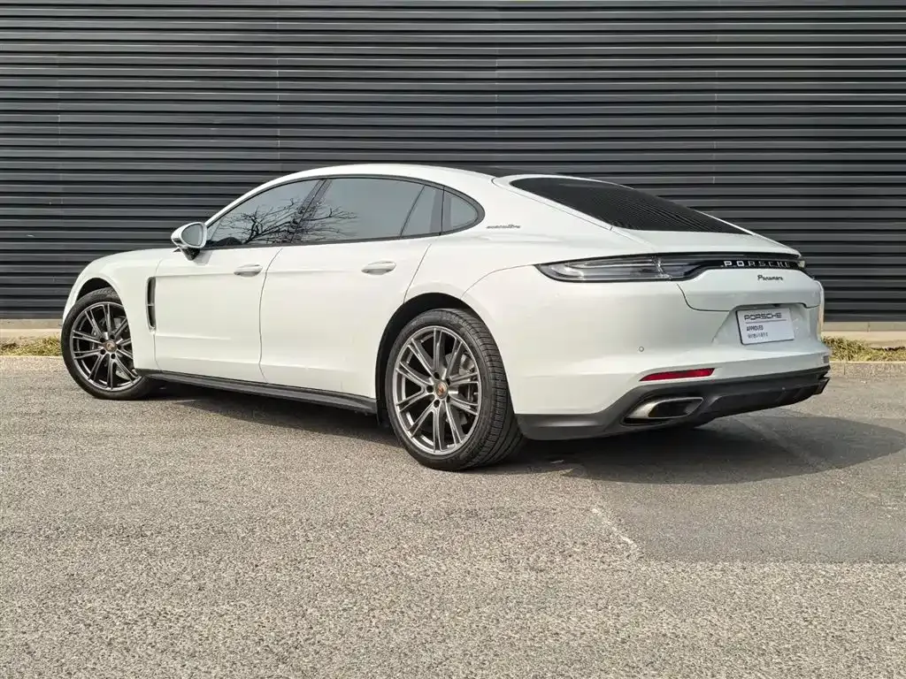 Porsche Panamera — фото 5