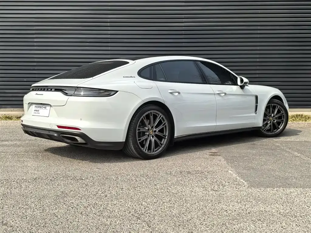 Porsche Panamera — фото 8