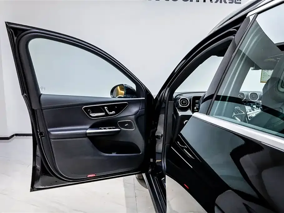 Mercedes-Benz GLC 2023 из CN, фото 6