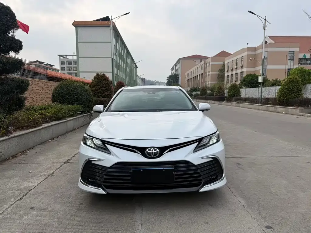 Toyota Camry 2022 из CN, фото 3