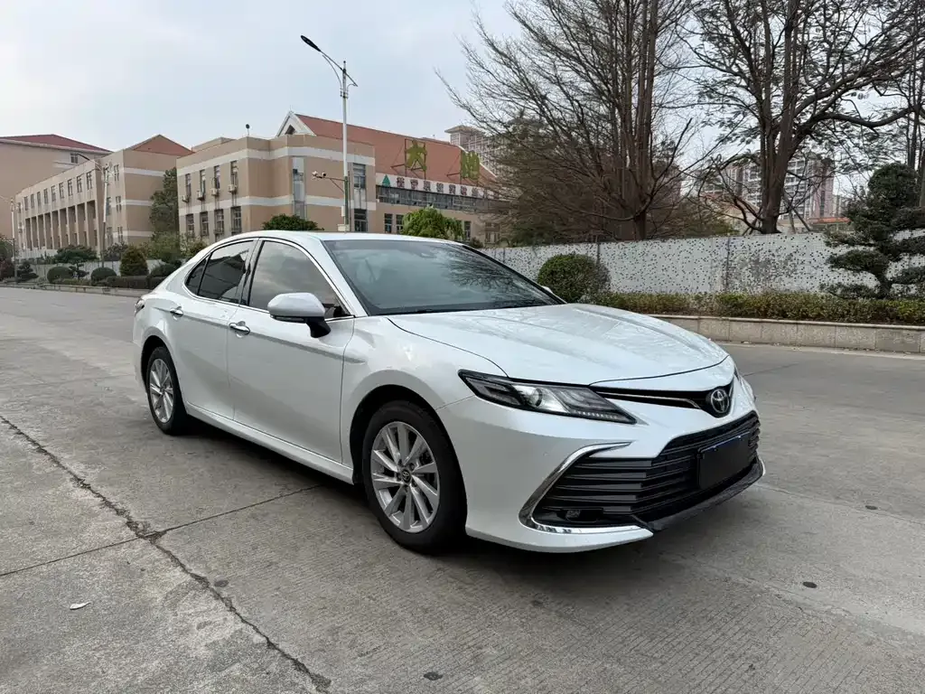 Toyota Camry 2022 из CN, фото 5