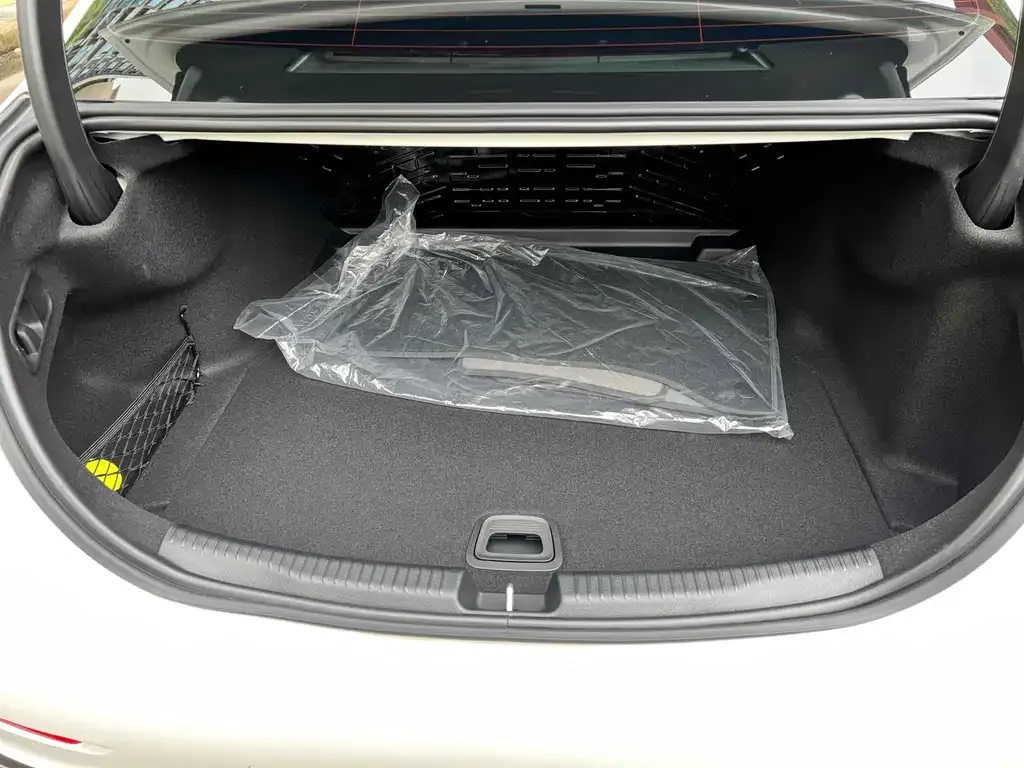 Mercedes-Benz C-Class 2024 из CN, фото 3