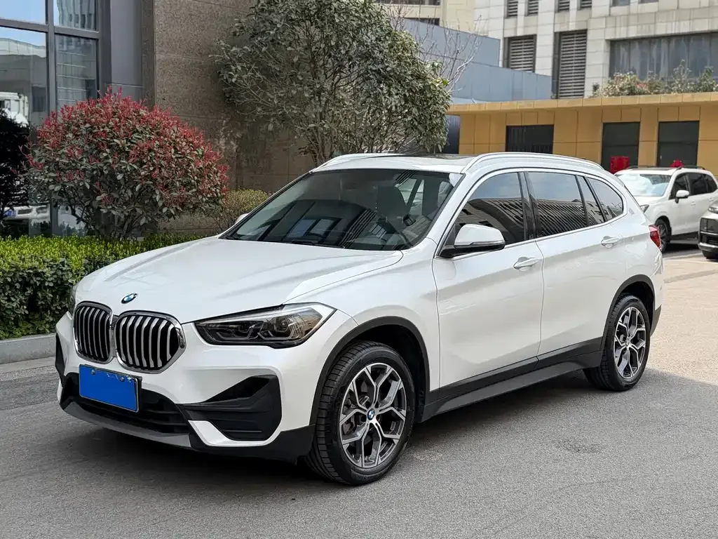 BMW X1 2022 из CN, фото 1