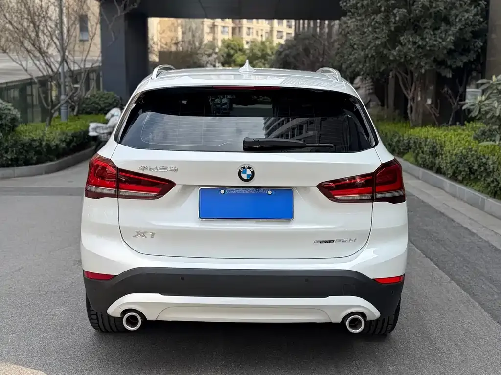BMW X1 2022 из CN, фото 3