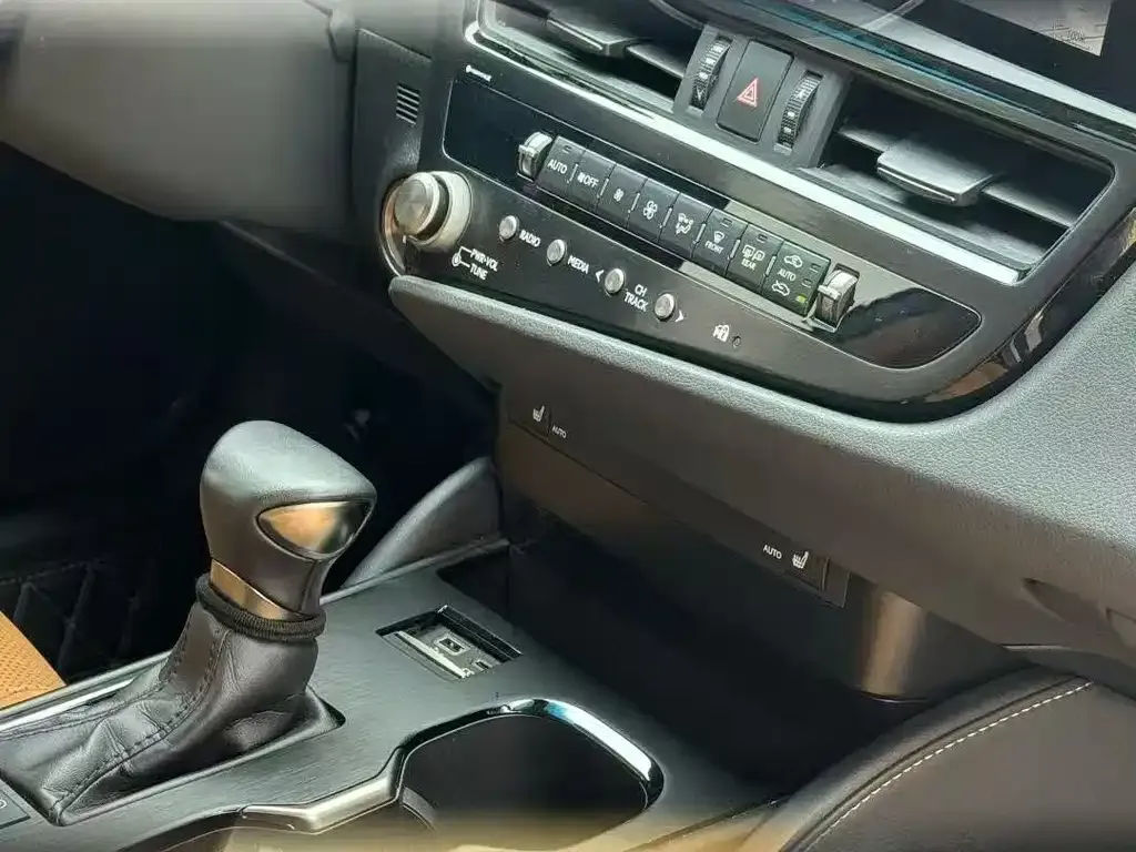 Lexus ES 2022 из CN, фото 3