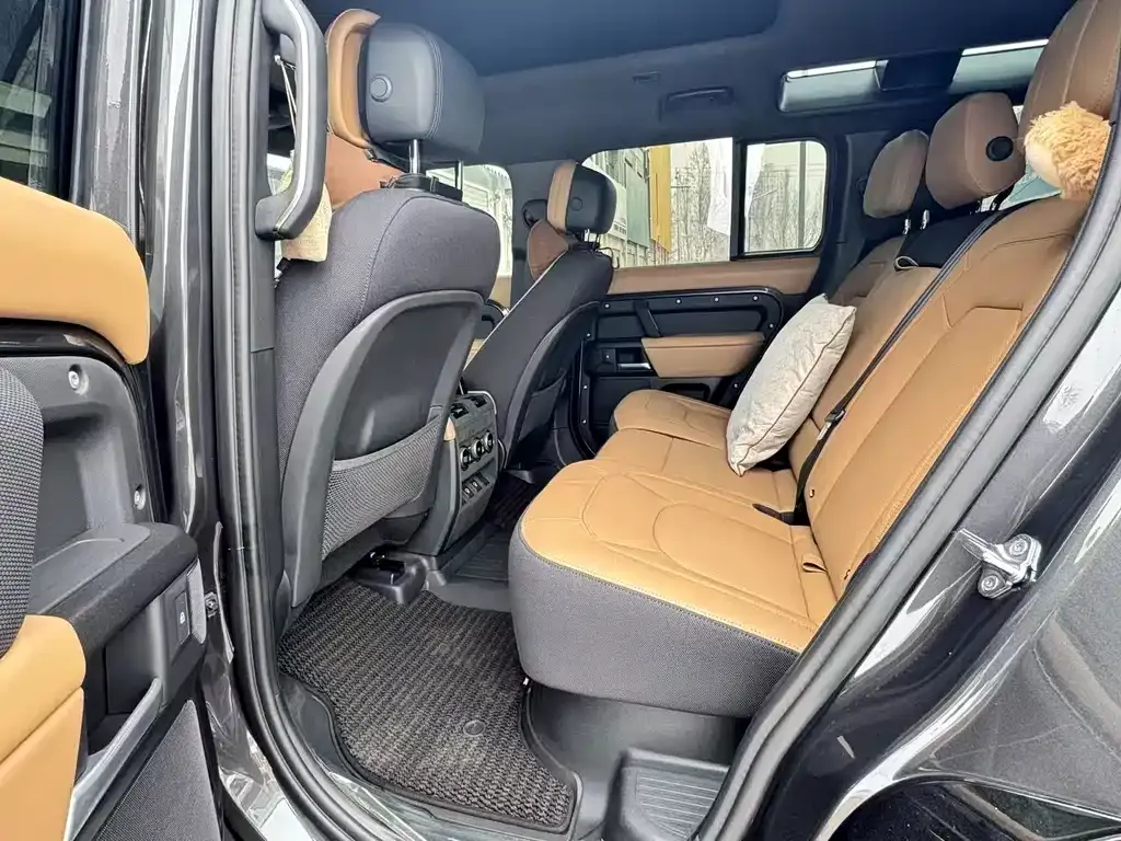 Land Rover Defender — фото 4