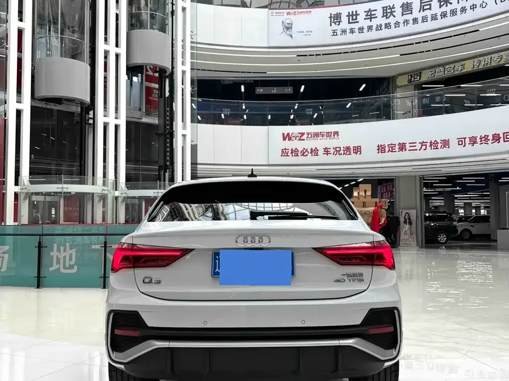 Audi Q3 Sportback — фото 8