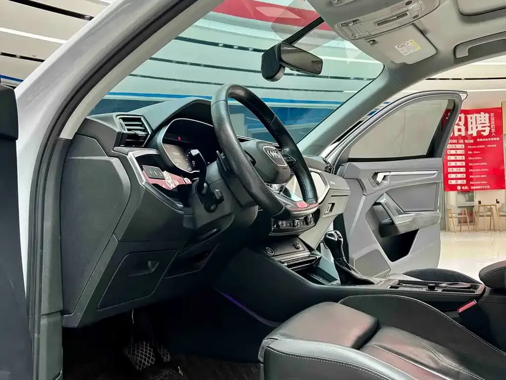 Audi Q3 Sportback — фото 3