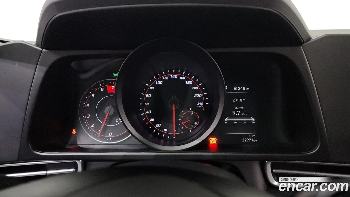 Hyundai AVANTE — фото 2