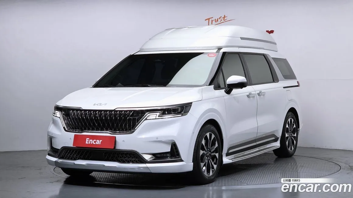 Kia Carnival — фото 1