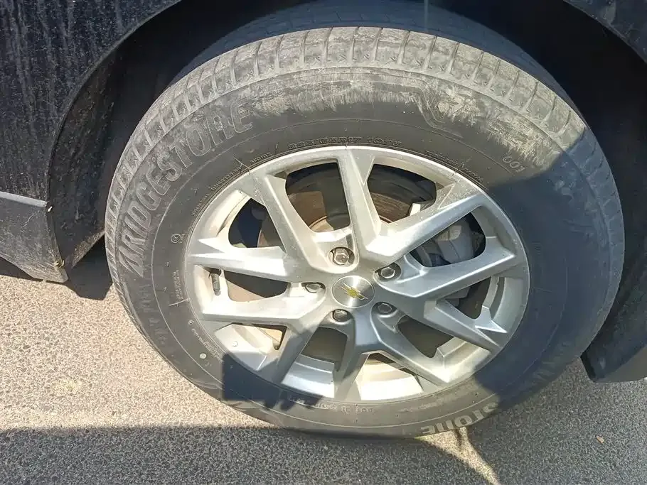Chevrolet Equinox 2021 из CN, фото 9