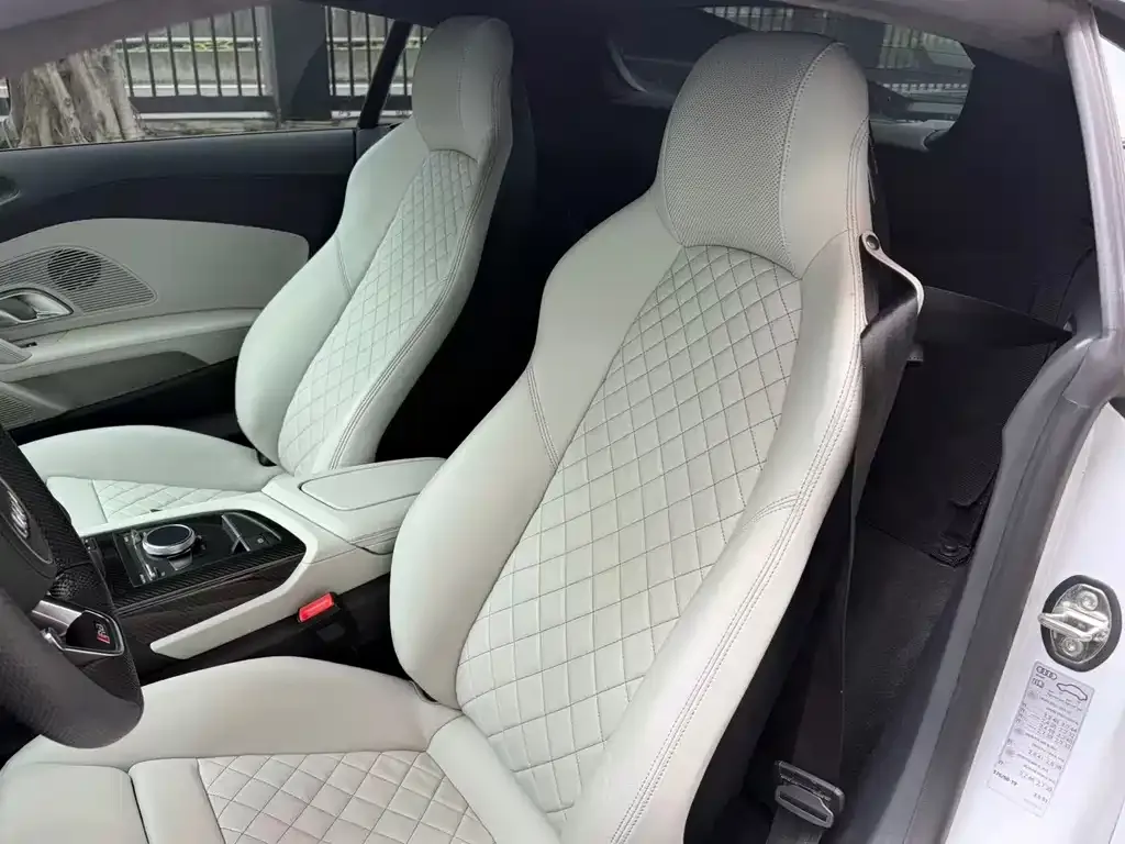 Audi R8 2022 из CN, фото 3