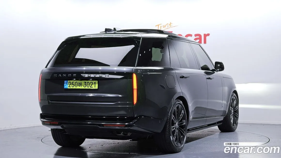 Land Rover Range Rover 2024 из KR, фото 2