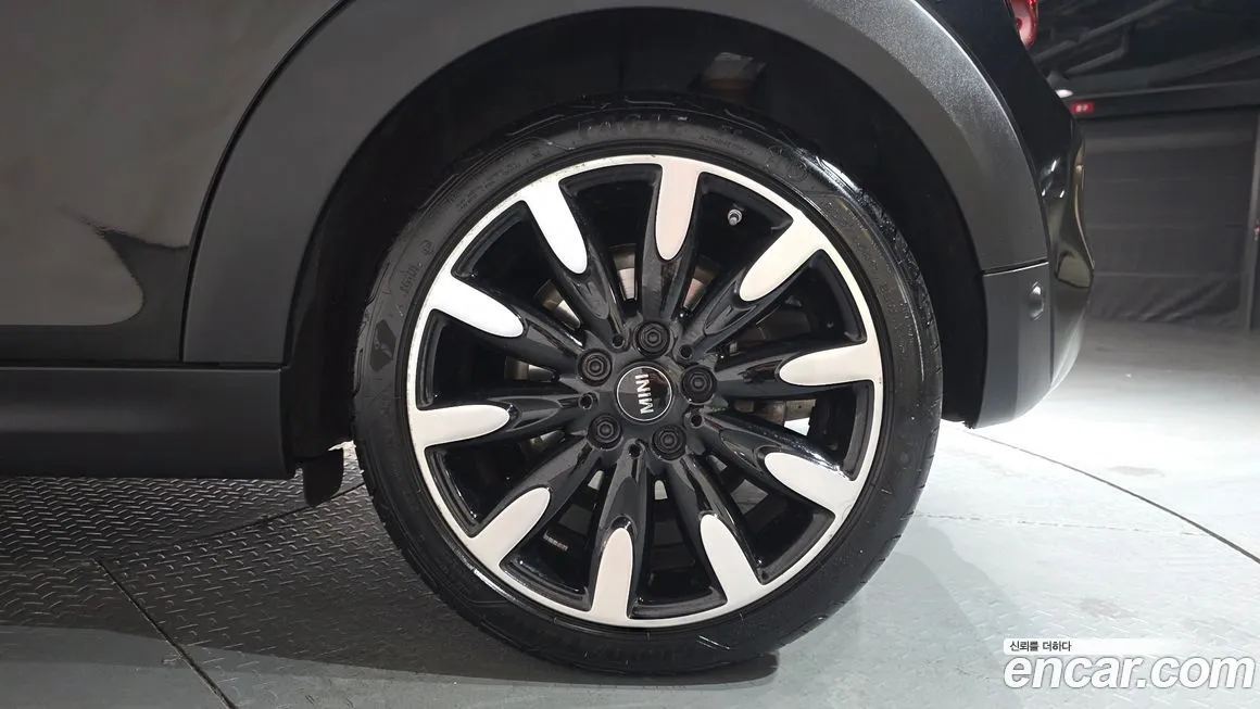 Mini Cooper 2021 из KR, фото 7