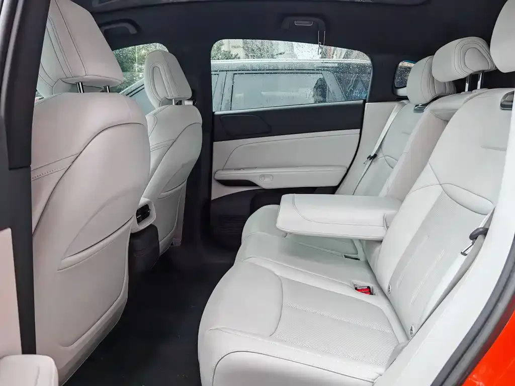 XPeng G6 2024 из CN, фото 2