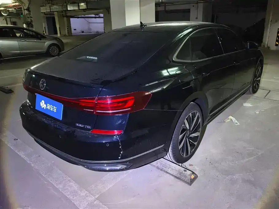 Volkswagen Passat — фото 2