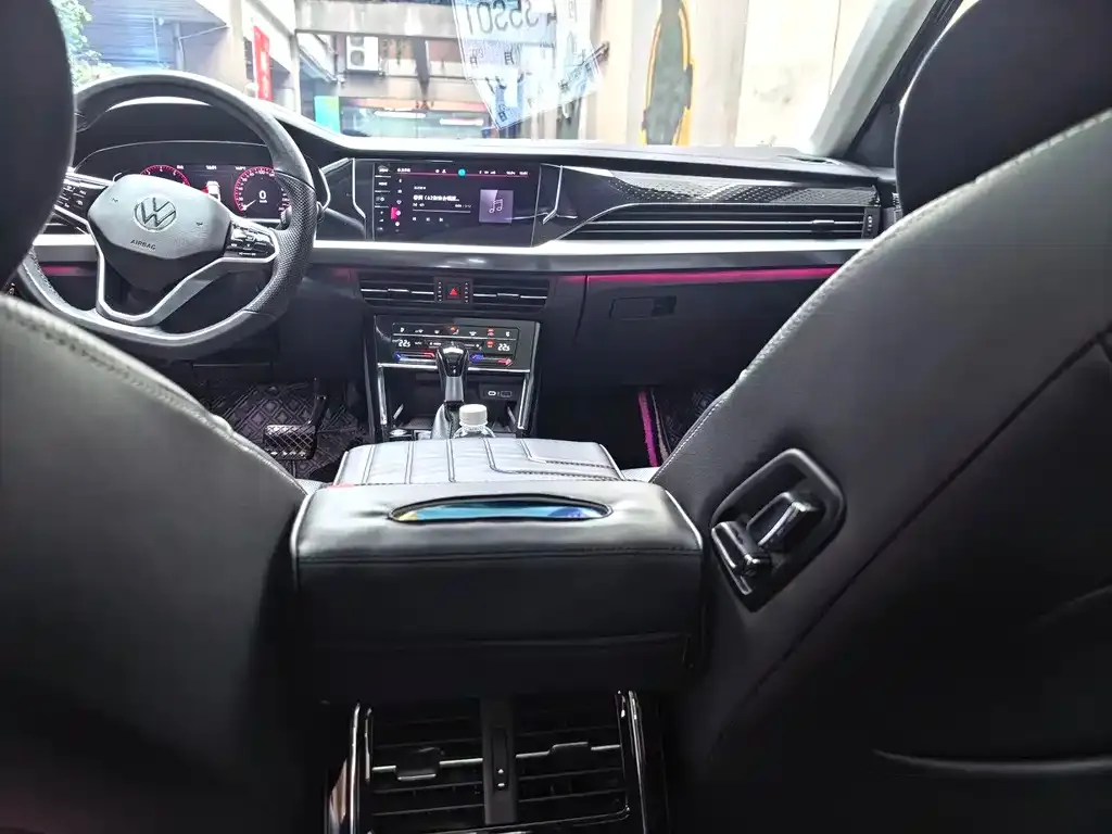 Volkswagen Passat — фото 2