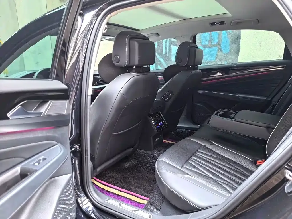 Volkswagen Passat — фото 4