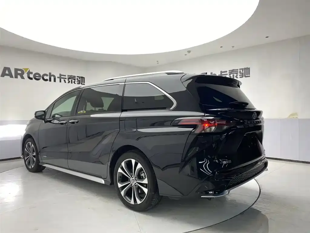 Toyota Granvia 2025 из CN, фото 6