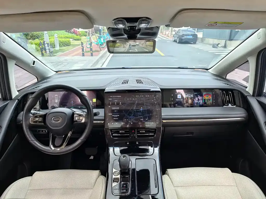 GAC Motor Trumpchi E9 — фото 9
