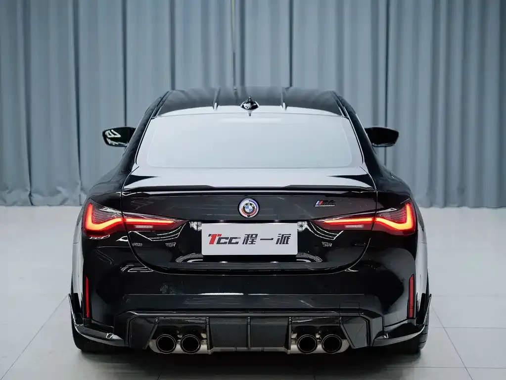 BMW M4 — фото 8