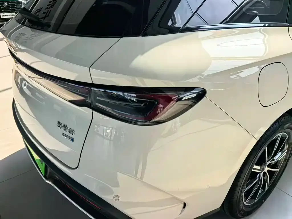 BYD Seal 06 DM-i Touring Edition — фото 4