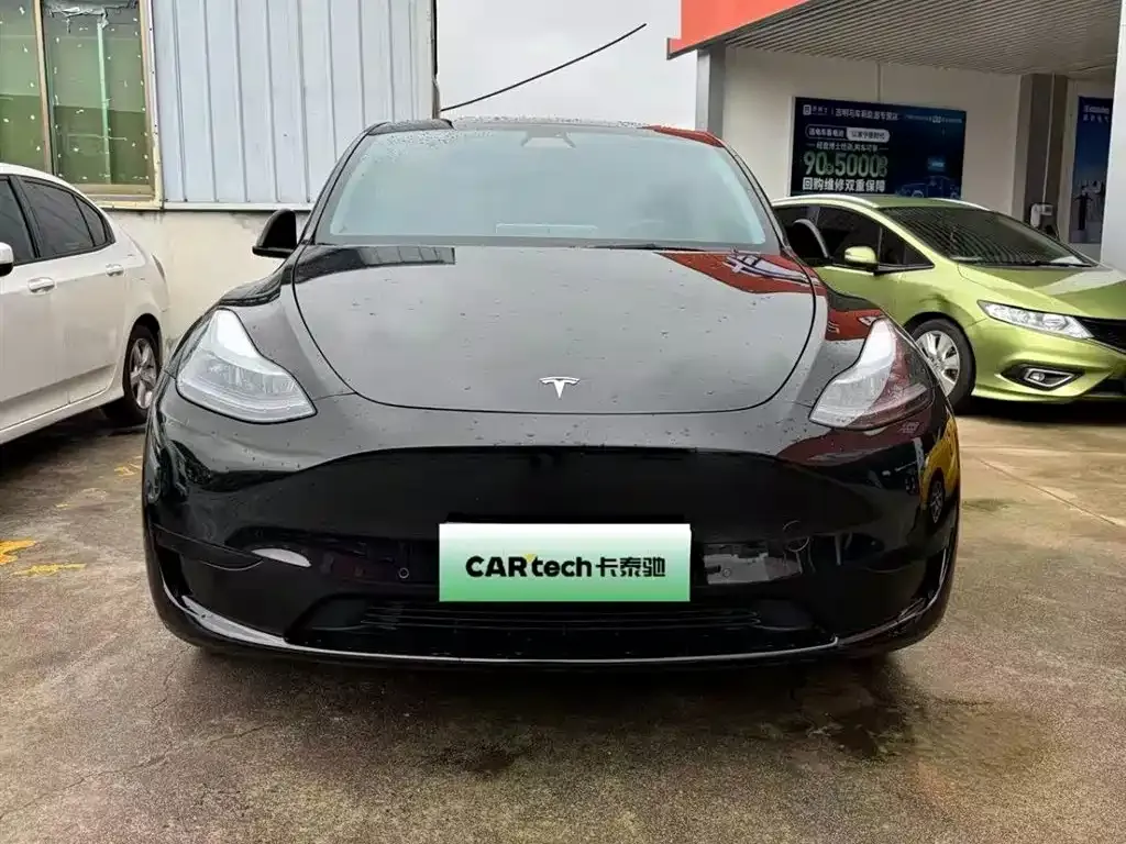Tesla Model Y — фото 9