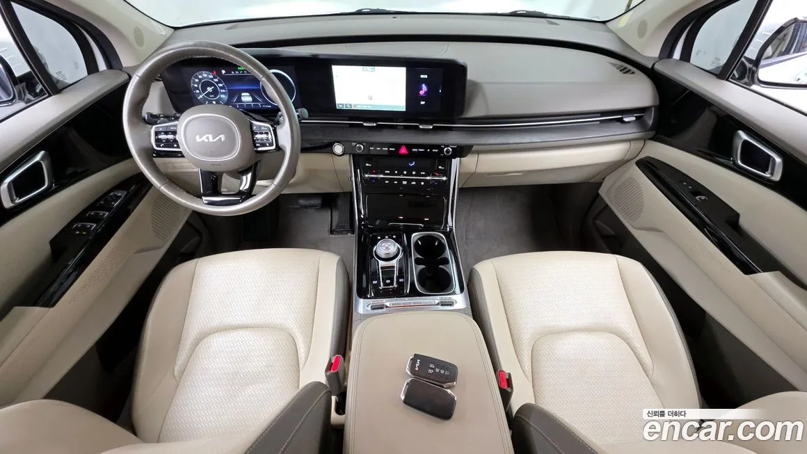 Kia Carnival — фото 6