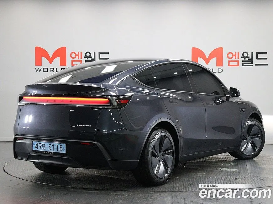Tesla Model Y — фото 4