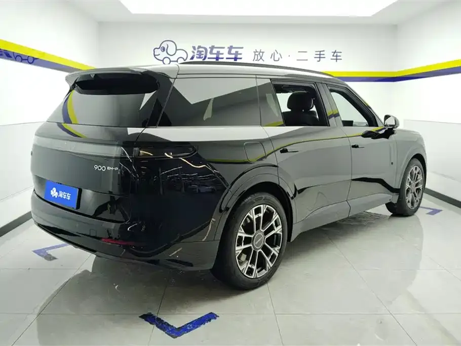 Lynk & Co 900 2025 из CN, фото 8