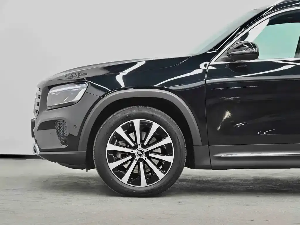 Mercedes-Benz GLB 2023 из CN, фото 4
