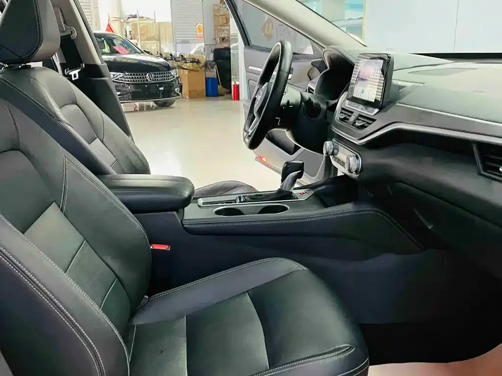 Nissan Teana 2021 из CN, фото 3