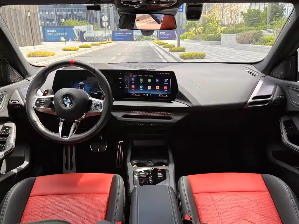 BMW M235L 2025 из CN, фото 8