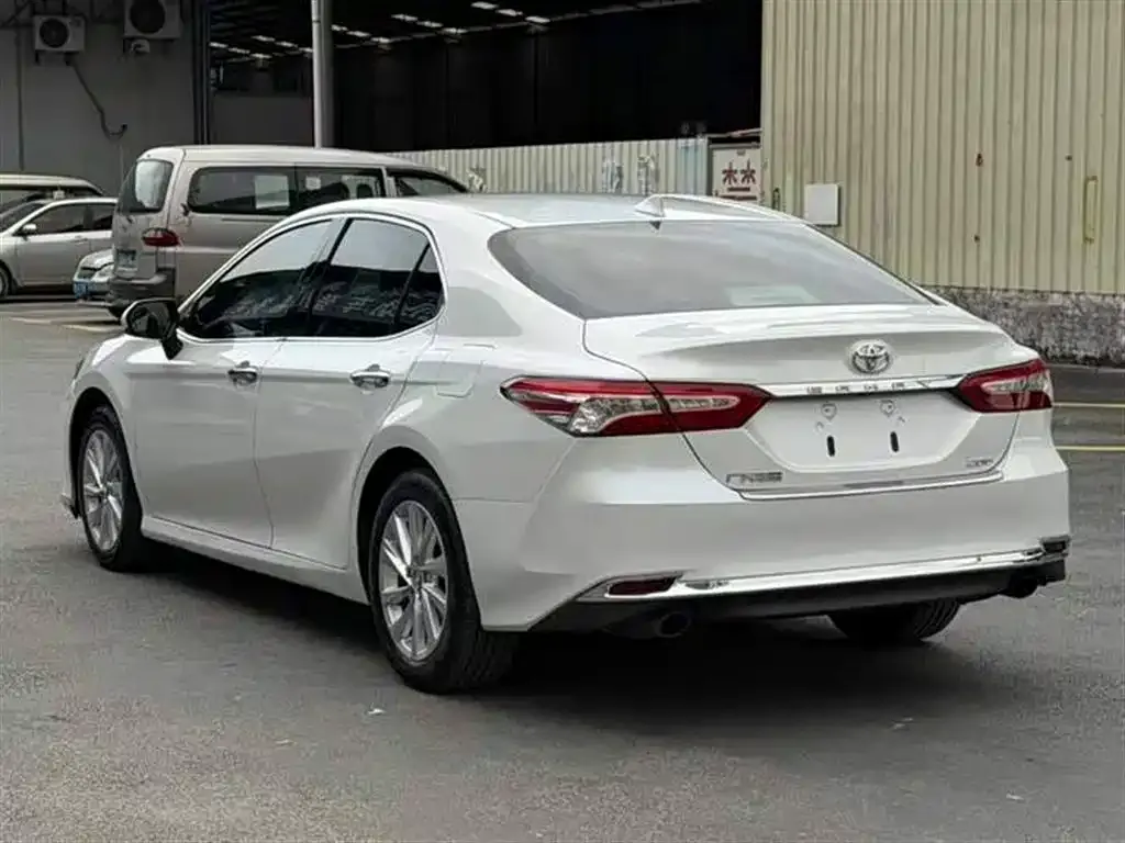 Toyota Camry 2021 из CN, фото 3