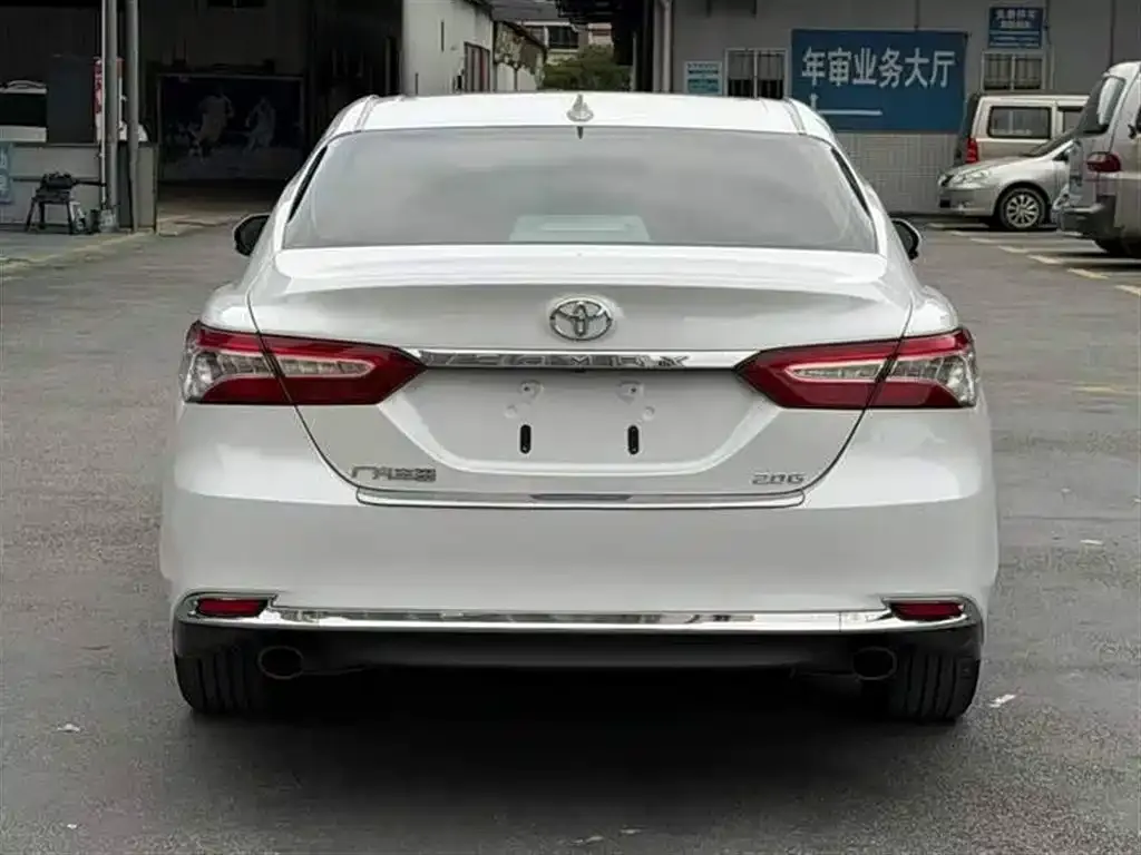 Toyota Camry 2021 из CN, фото 6
