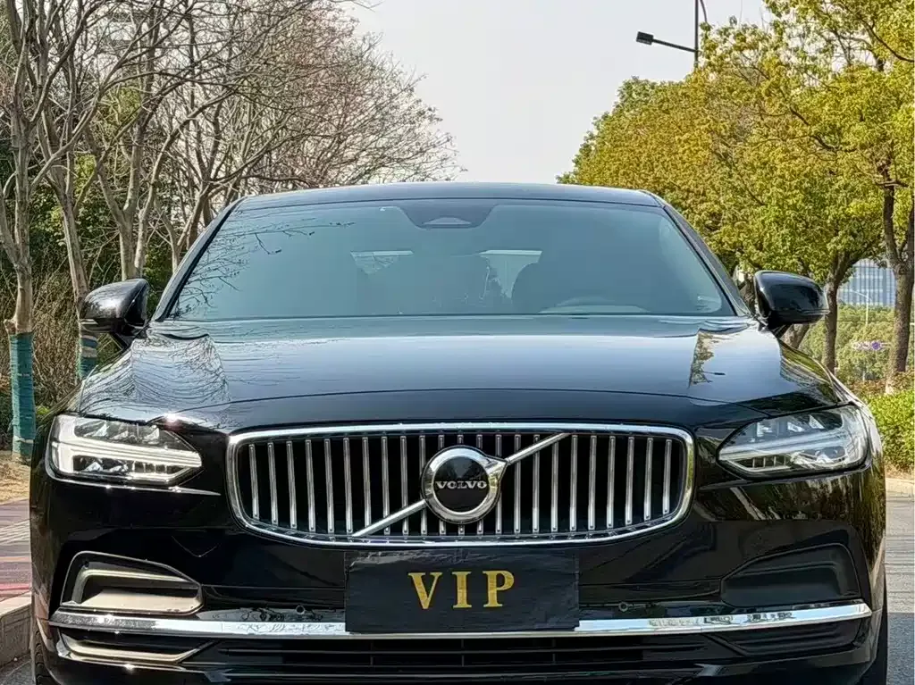 Volvo S90 2023 из CN, фото 5