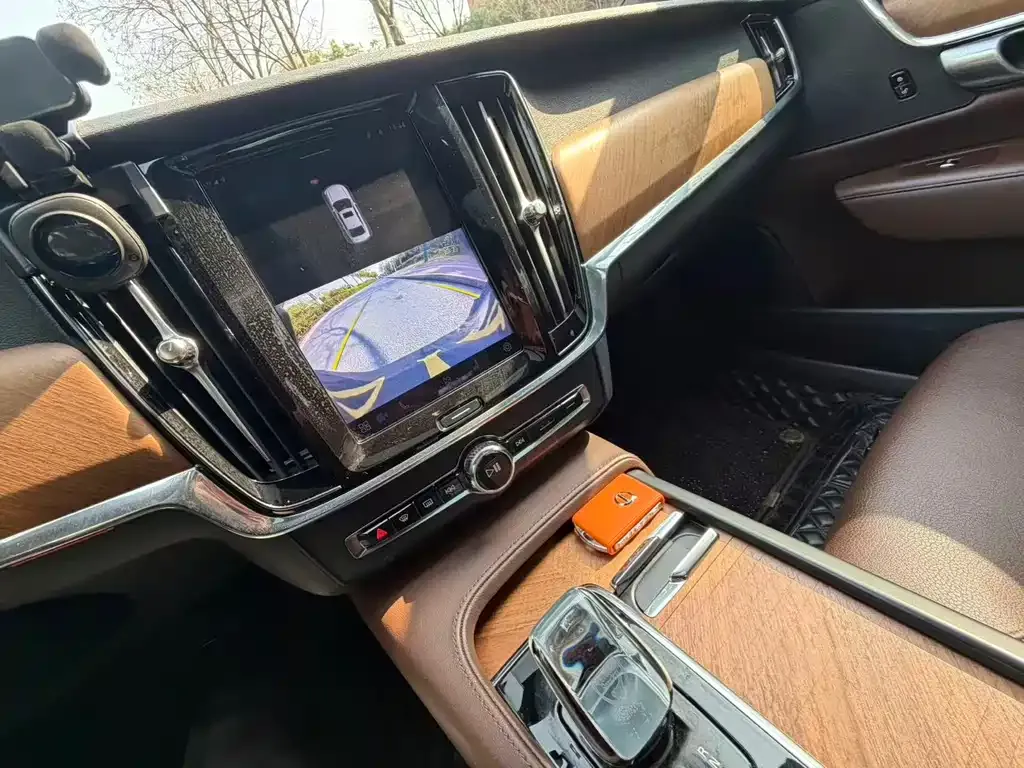 Volvo S90 2023 из CN, фото 6