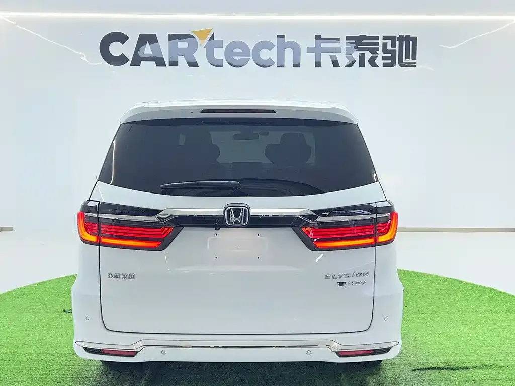 Honda Elysion 2023 из CN, фото 8