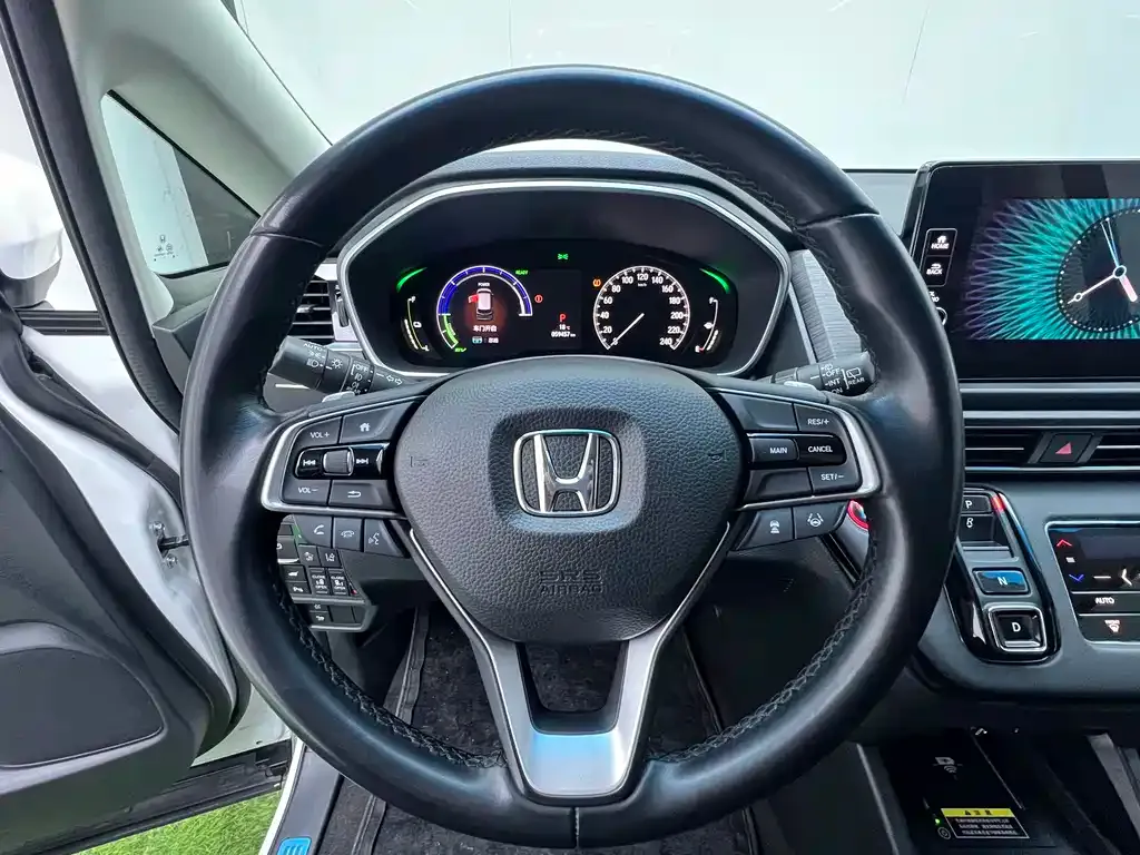 Honda Elysion 2023 из CN, фото 6