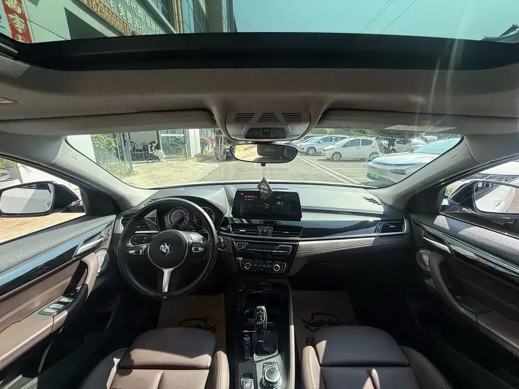 BMW X2 2022 из CN, фото 2
