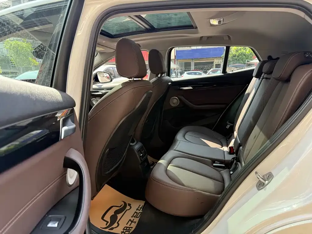 BMW X2 2022 из CN, фото 4