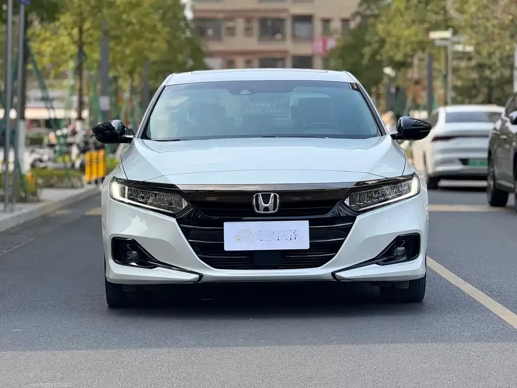 Honda Accord — фото 2