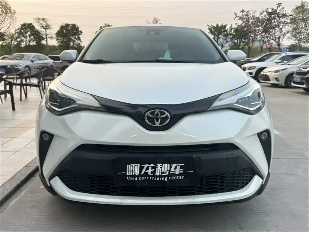 Toyota C-HR — фото 3