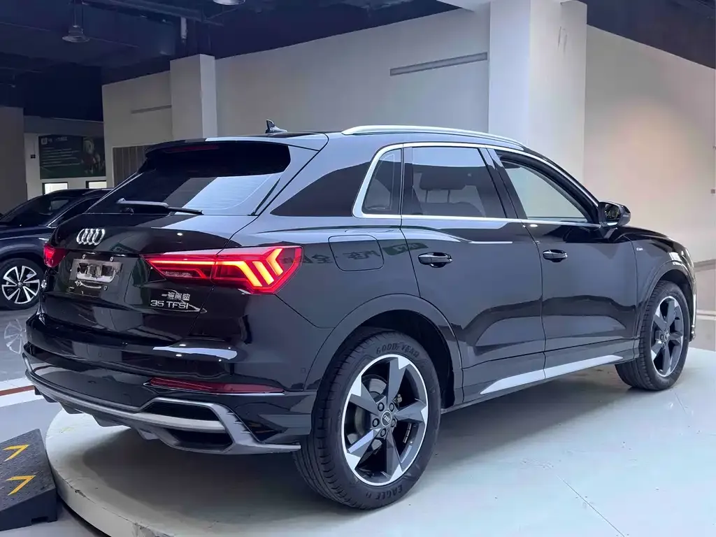 Audi Q3 2021 из CN, фото 8