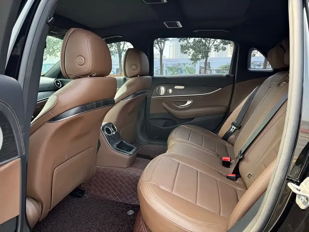 Mercedes-Benz E-Class New Energy — фото 4